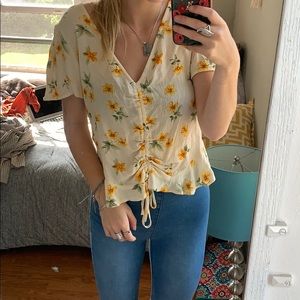 Cute American Eagle top